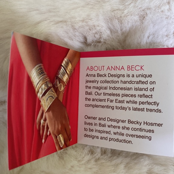 Anna Beck Reversible Silver Gold Heart Pendant on Silver Chain Necklace New - Picture 9 of 14